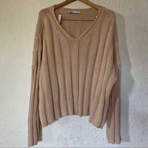 Oversized Zara women’s cable knit sweater